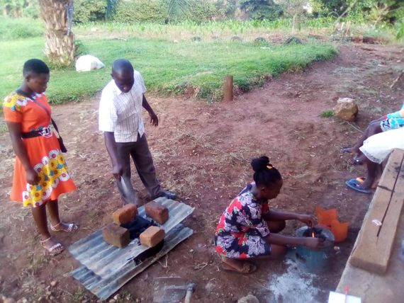 Women in Nakaseke practise baking bread without an oven, using skills learnt through internet research at Nakaseke Public Library.